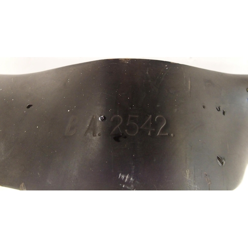 240 - A 20TH CENTURY GIPSY III WOODEN PROPELLER