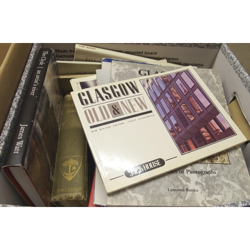 385 - A QUANTITY OF BOOKS ON GLASGOW