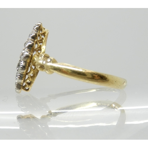 550 - AN 18CT GOLD MARQUIS DIAMOND CLUSTER RING