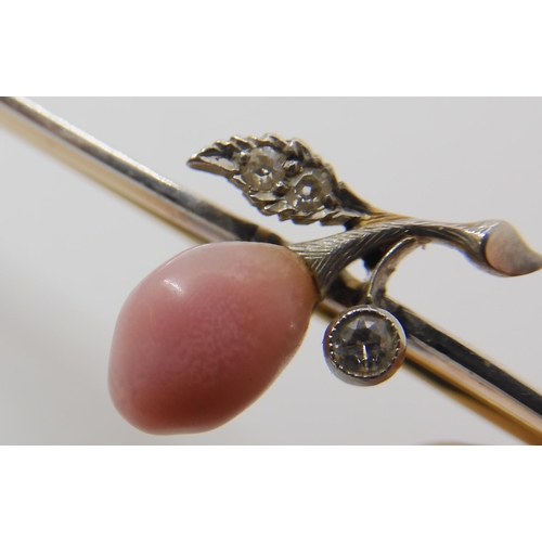 658 - A CONCH PEARL AND DIAMOND BAR BROOCH