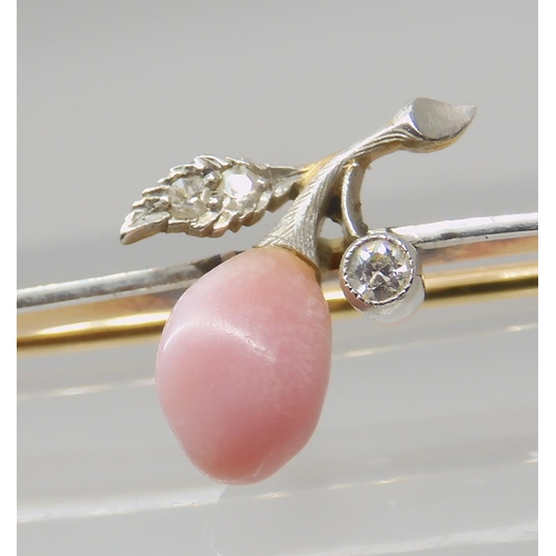 658 - A CONCH PEARL AND DIAMOND BAR BROOCH