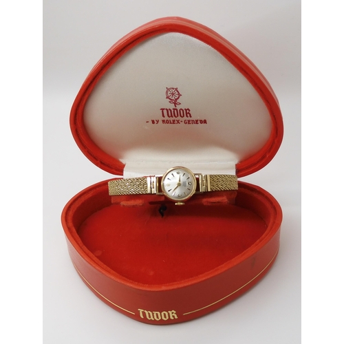 710 - A 9CT GOLD TUDOR ROYAL LADIES WRISTWATCH