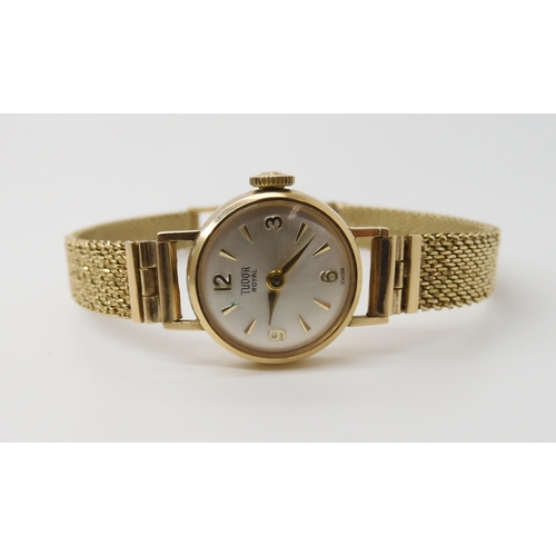 710 - A 9CT GOLD TUDOR ROYAL LADIES WRISTWATCH