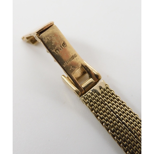 710 - A 9CT GOLD TUDOR ROYAL LADIES WRISTWATCH