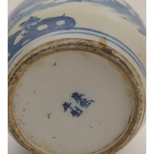 100 - A CHINESE BLUE AND WHITE GINGER JAR