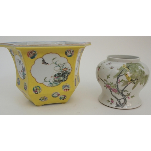 114 - A CHINESE FAMILLE JAUNE HEXAGONAL PLANTER