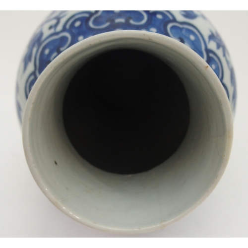 66 - A CHINESE BLUE AND WHITE BALUSTER VASE