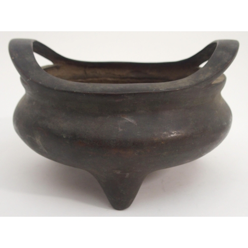 88 - A CHINESE BRONZE TRIPOD INCENSE BURNER