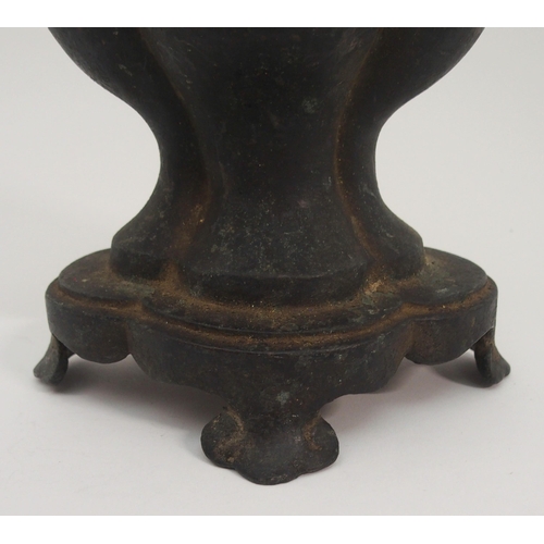 89 - A CHINESE BRONZE QUATREFOIL LOBED VASE