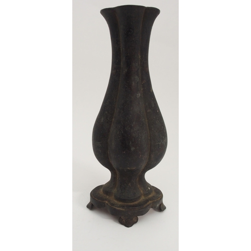 89 - A CHINESE BRONZE QUATREFOIL LOBED VASE