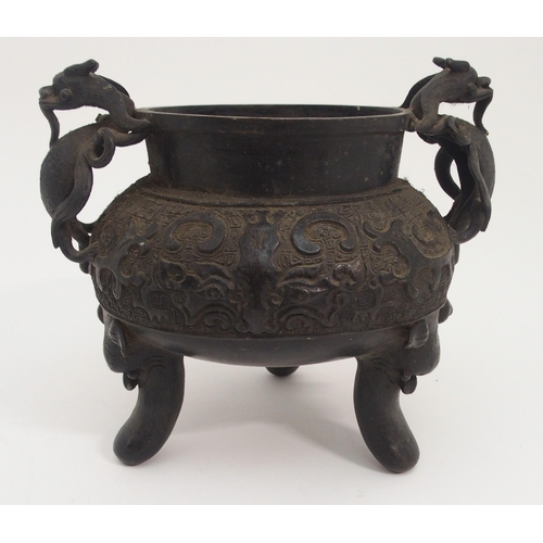 90 - A CHINESE BRONZE ARCHAIC CENSER