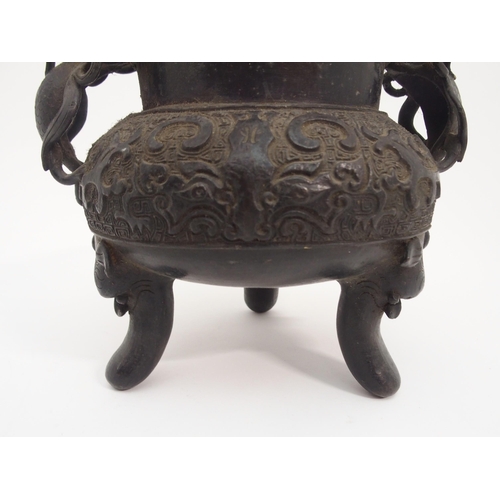 90 - A CHINESE BRONZE ARCHAIC CENSER