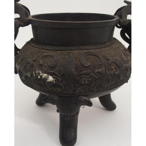 90 - A CHINESE BRONZE ARCHAIC CENSER