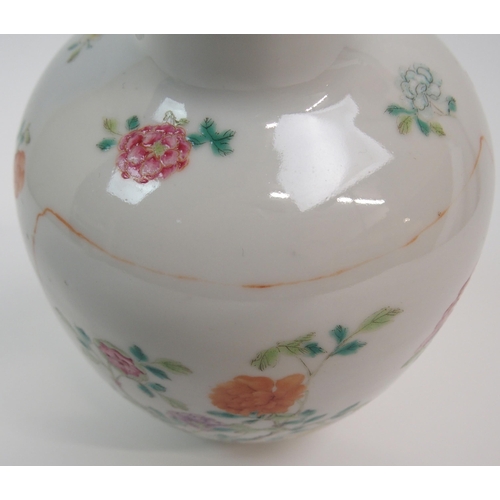 16 - A CHINESE FAMILLE ROSE BALUSTER VASE