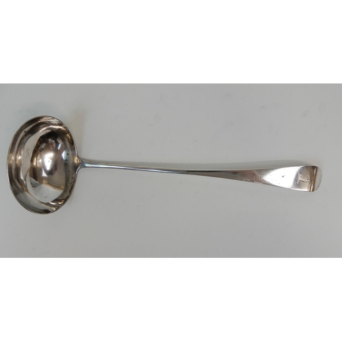 173 - A SET OF TWELVE SCOTTISH PROVINCIAL SILVER TABLESPOONS WITH MATCHING SOUP LADLE