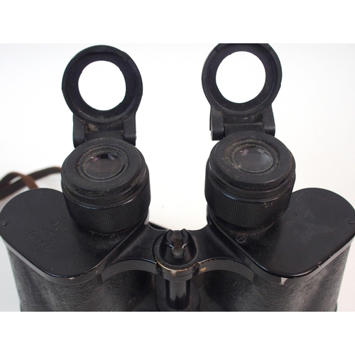 265 - A PAIR OF WWII KRIEGSMARINE BINOCULARS