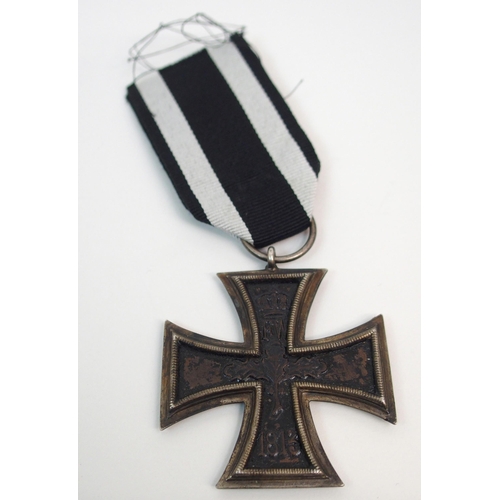 269 - A WORLD WAR I GERMAN IRON CROSS