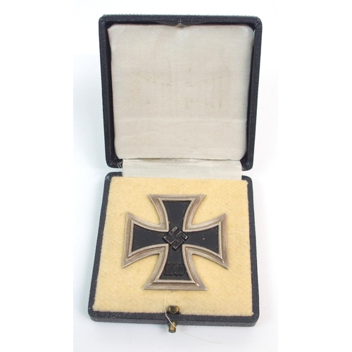 269 - A WORLD WAR I GERMAN IRON CROSS