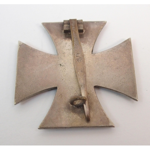 269 - A WORLD WAR I GERMAN IRON CROSS