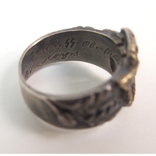 270 - A GENT'S WHITE METAL RING