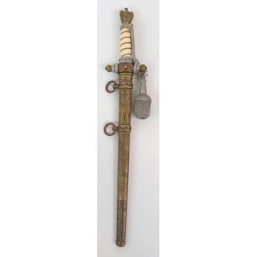 285 - A WWII GERMAN NAVY OFFICER'S DAGGER