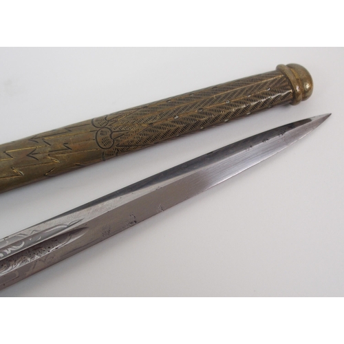 285 - A WWII GERMAN NAVY OFFICER'S DAGGER