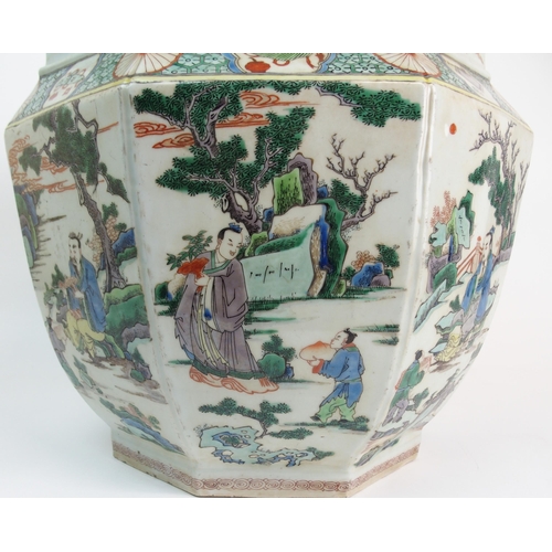 3 - A CHINESE OCTAGONAL FAMILLE VERTE JARDINIERE