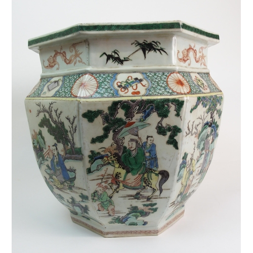 3 - A CHINESE OCTAGONAL FAMILLE VERTE JARDINIERE