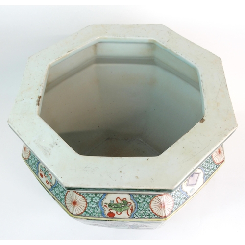 3 - A CHINESE OCTAGONAL FAMILLE VERTE JARDINIERE