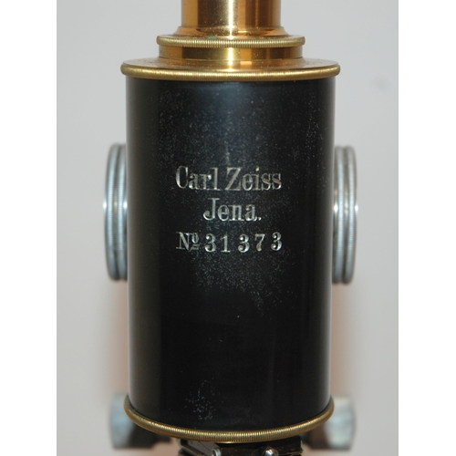 375 - A LAQUERED BRASS AND BLACK ENAMEL JUG-HANDLE CARL ZEISS JENA MICROSCOPE