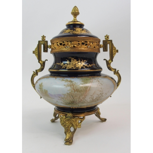 533 - A SEVRES PORCELAIN POT POURRI JAR AND COVER