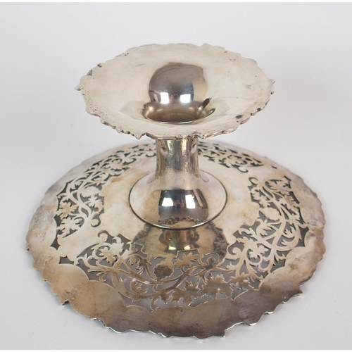 159 - A PAIR OF SILVER ENTREE DISHES AND COVERS