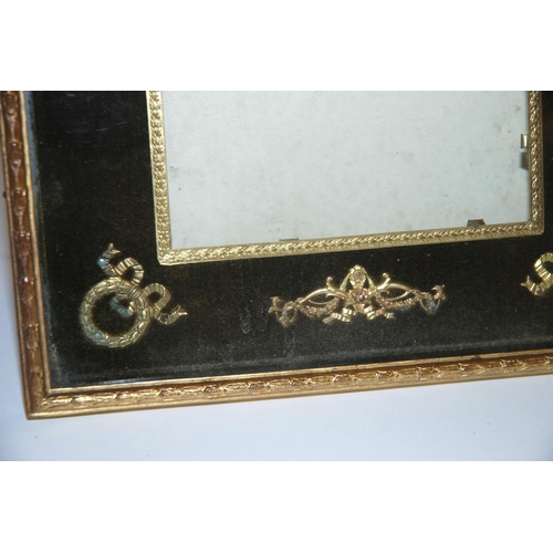 404 - A VICTORIAN GILT-METAL AND MOTHER OF PEARL INLAID STATIONERY BOX