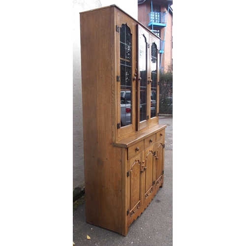 1123 - A PAIR OF NIGEL GRIFFITHS OAK BOOKCASES