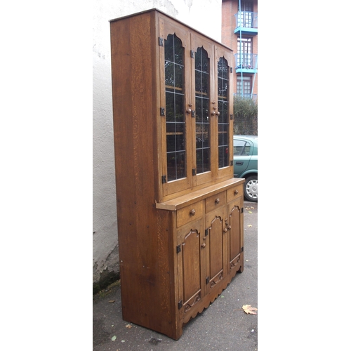 1123 - A PAIR OF NIGEL GRIFFITHS OAK BOOKCASES