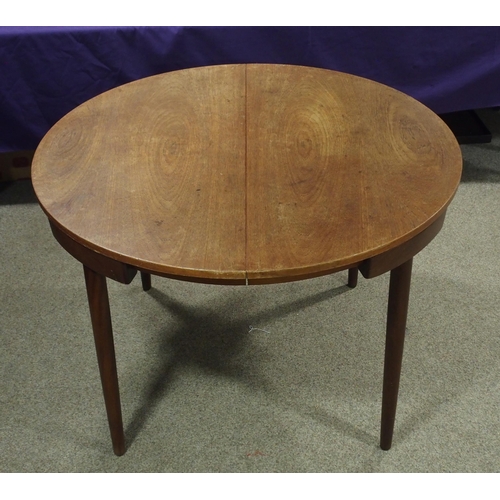 1147 - A MID-CENTURY HANS OLSEN FOR FREM ROJLE TEAK EXTENDING DINING TABLE