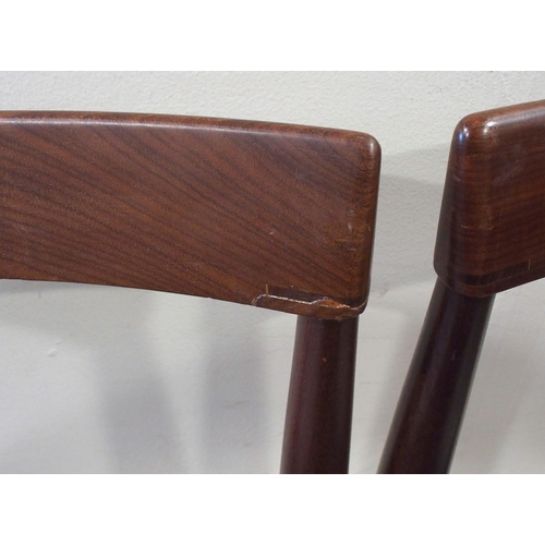 1147 - A MID-CENTURY HANS OLSEN FOR FREM ROJLE TEAK EXTENDING DINING TABLE