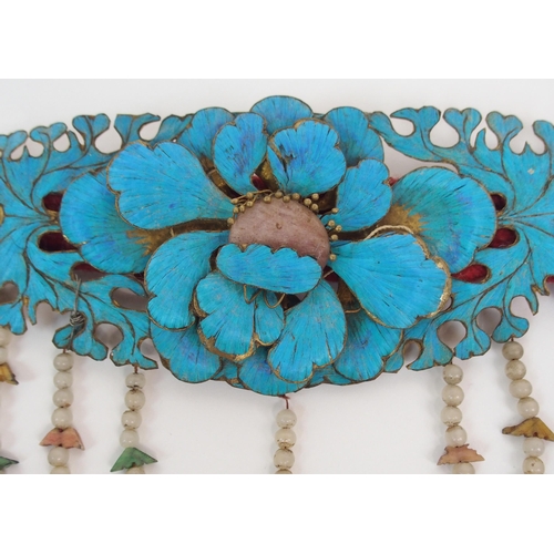 134 - A CHINESE KINGFISHER FEATHER  GILT METAL AND BEAD TIARA