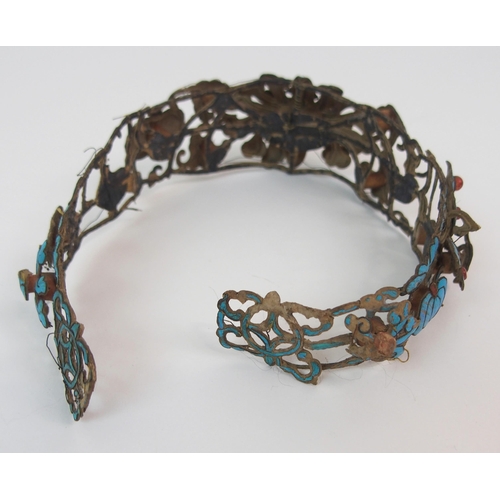 134 - A CHINESE KINGFISHER FEATHER  GILT METAL AND BEAD TIARA