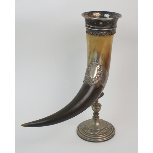 176 - A SILVER PLATE MOUNTED COW HORN CENTREPIECE