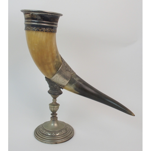 176 - A SILVER PLATE MOUNTED COW HORN CENTREPIECE