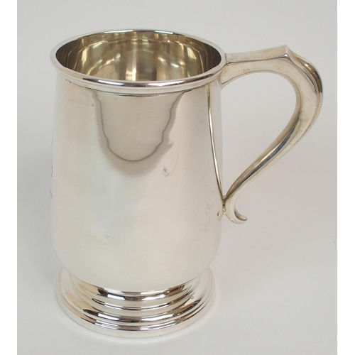 200 - A SILVER TANKARD