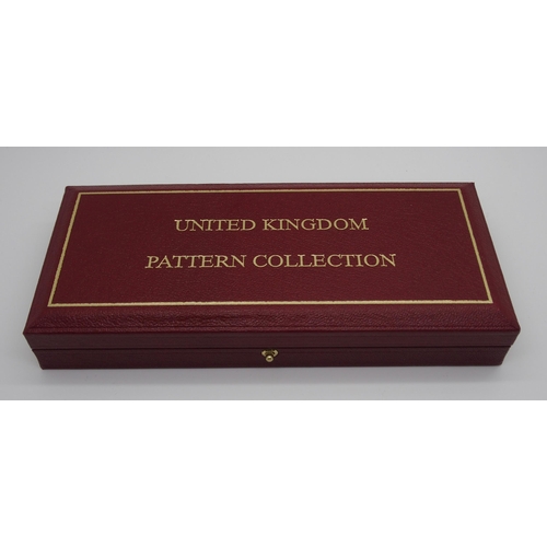 288 - A ROYAL MINT UNITED KINGDOM GOLD PATTERN SET