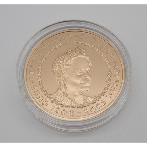 300 - A ROYAL MINT QUEEN MOTHERS �5 GOLD PROOF MEMORIAL CROWN