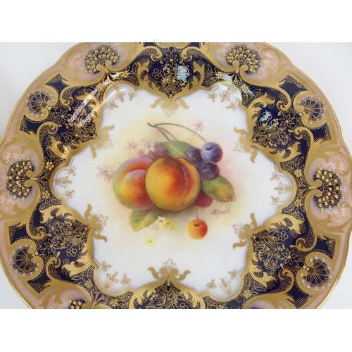 556 - A PAIR OF ROYAL WORCESTER CABINET PLATES