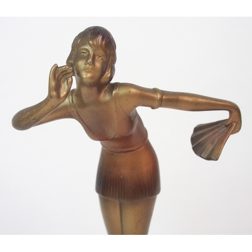 559 - AN ART DECO FIGURE OF A GIRL