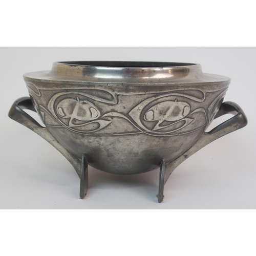 574 - AN ARCHIBALD KNOX ENGLISH PEWTER ROSE BOWL