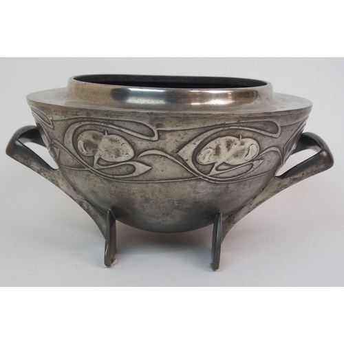 574 - AN ARCHIBALD KNOX ENGLISH PEWTER ROSE BOWL