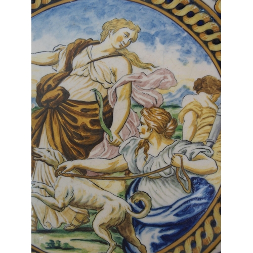 596 - A LARGE ITALIAN MAJOLICA CHARGER