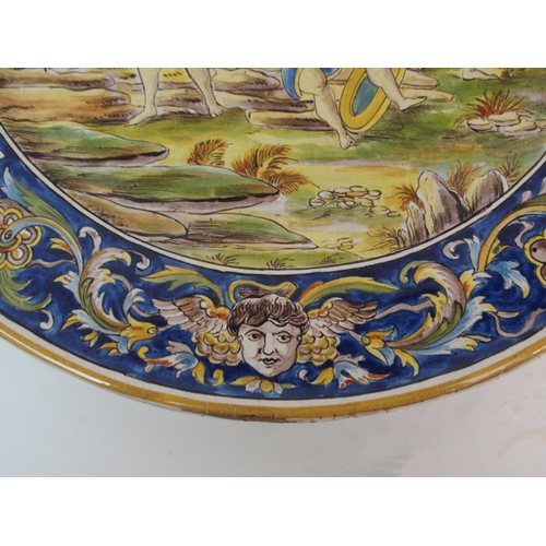 596 - A LARGE ITALIAN MAJOLICA CHARGER